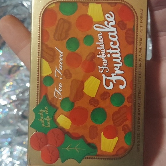🍭🍰Forbidden Fruitcake Too Faced Palette Limited Edition - Picture 5 of 12